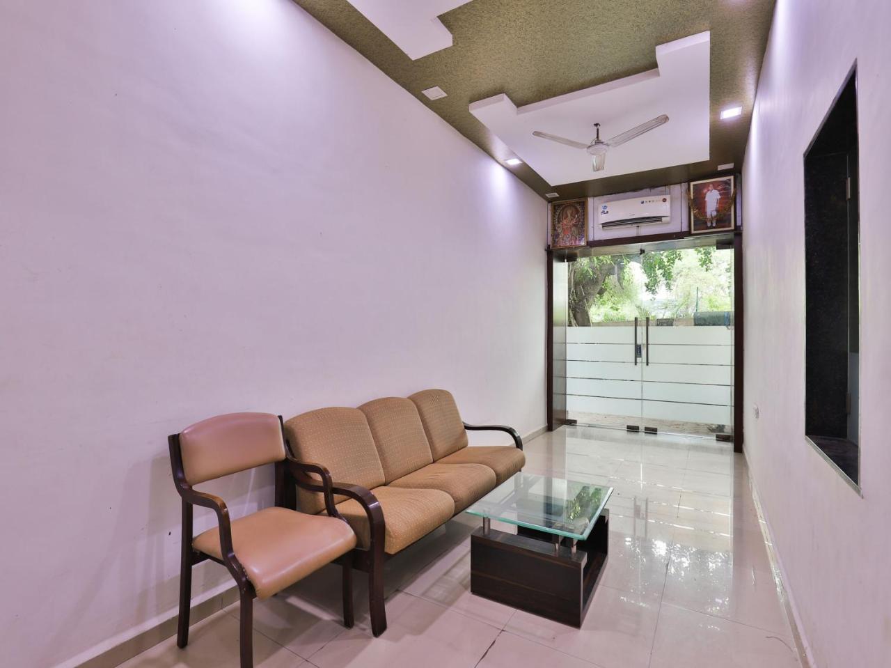Hotel Ambica Daman Extérieur photo