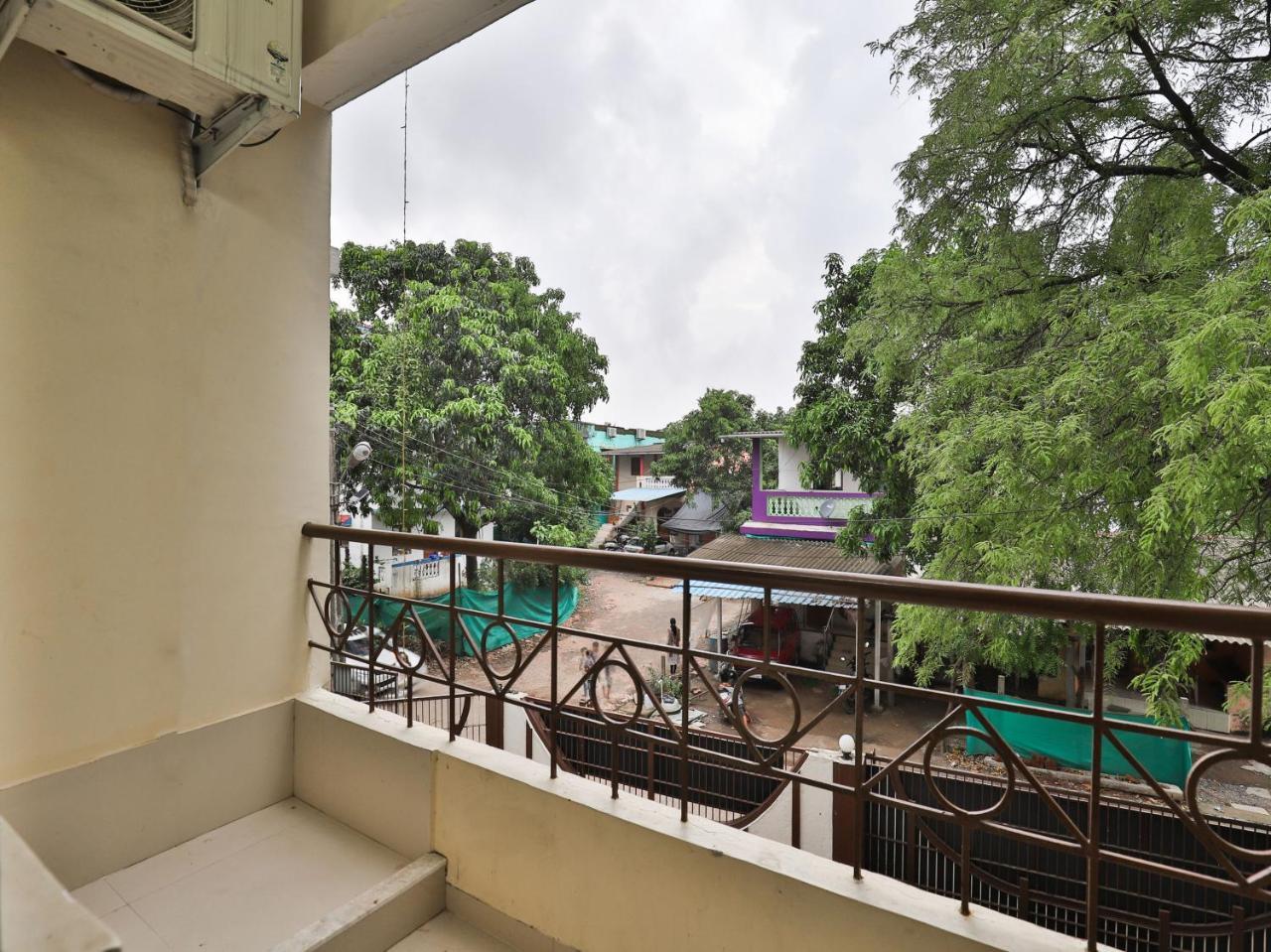 Hotel Ambica Daman Extérieur photo